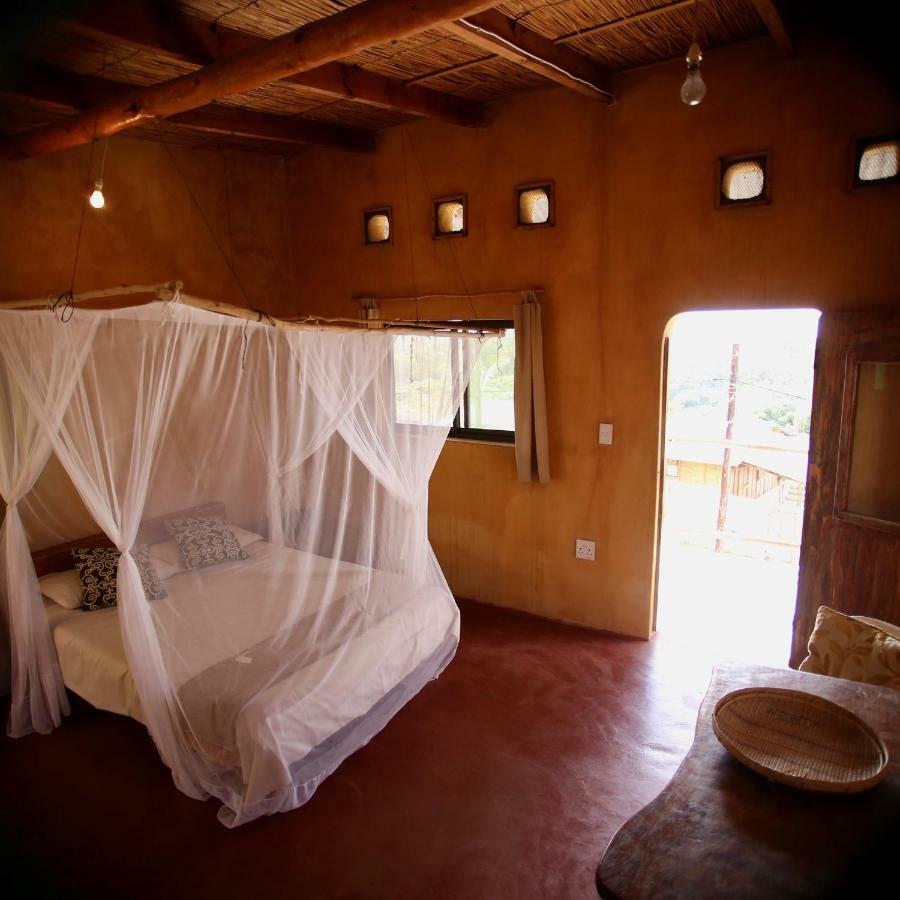Tree House Cottage, Ocean View Tofo Екстер'єр фото
